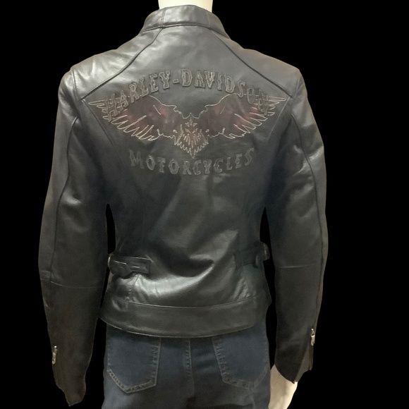 Harley Davidson Black Leather JacketSize: XS